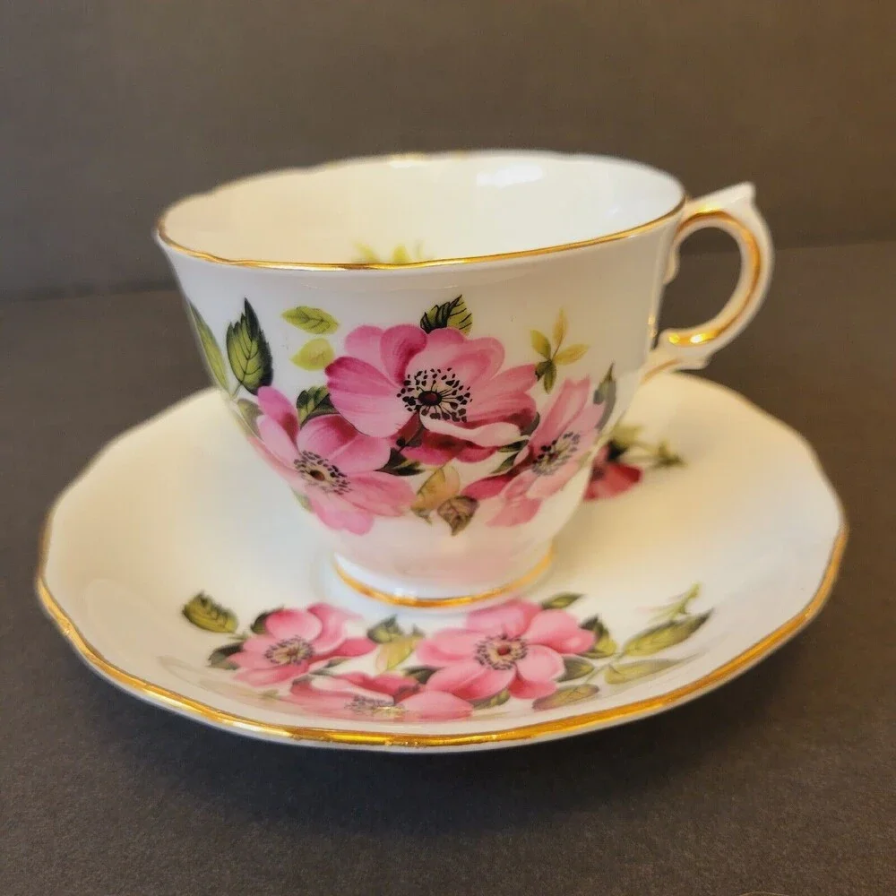 Vtg Royal Vale England Hand Painted Pink  Floral Design Teacup & Saucer Set